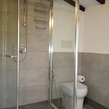 Apartment Le Querciolaie Monte Cavallo - Upper